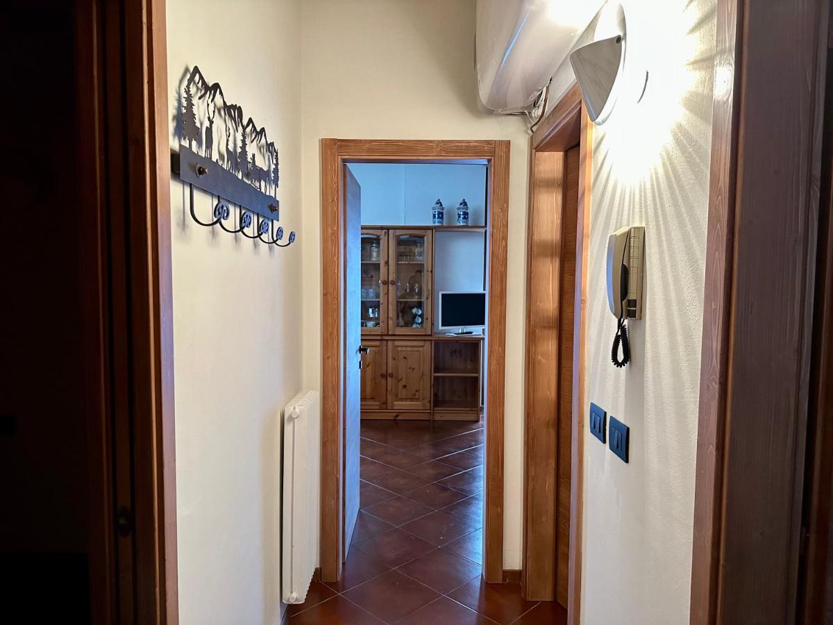 Mansarda Con Vista Apartamento Giustino Exterior foto
